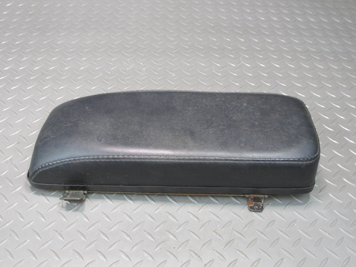 77-78 Datsun S30 280Z Center Console Leather Armrest Lid Cover Black OEM