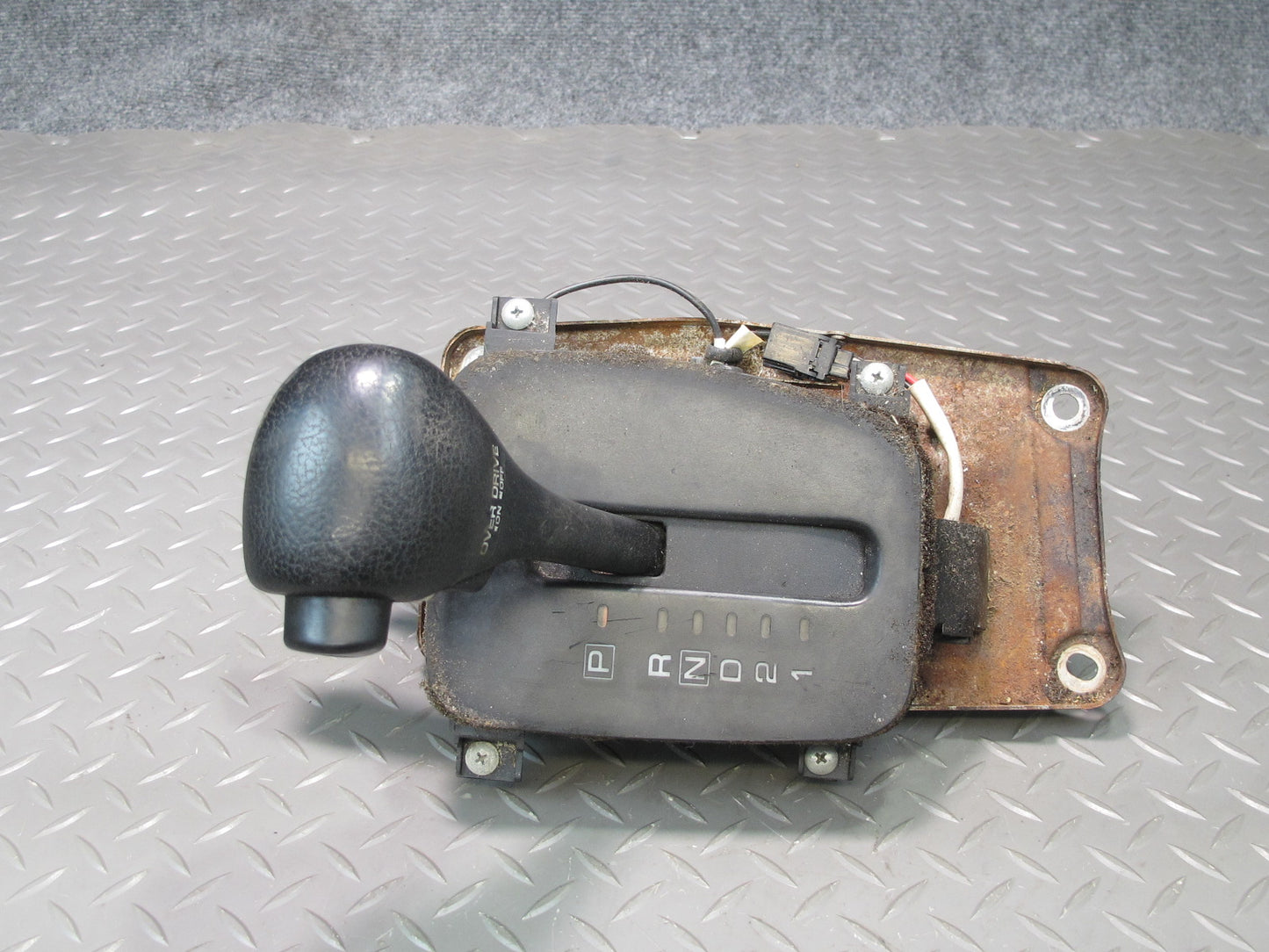 90-93 Nissan Z32 300ZX Coupe A/T Automatic Transmission Shifter Assembly OEM