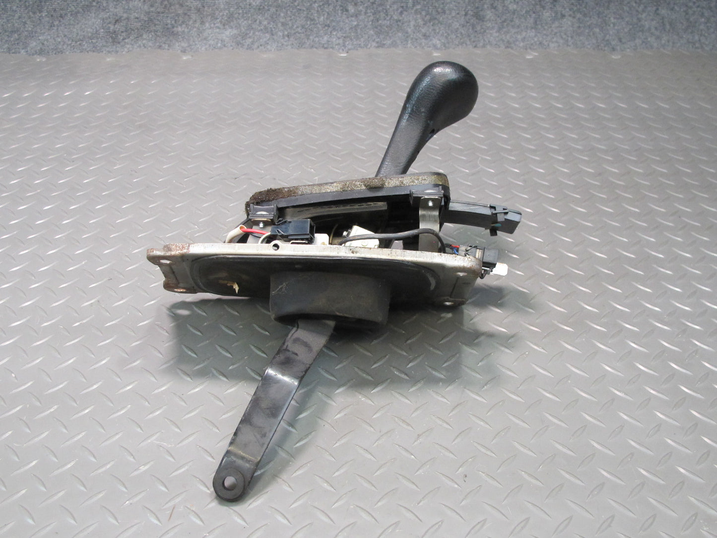 90-93 Nissan Z32 300ZX Coupe A/T Automatic Transmission Shifter Assembly OEM