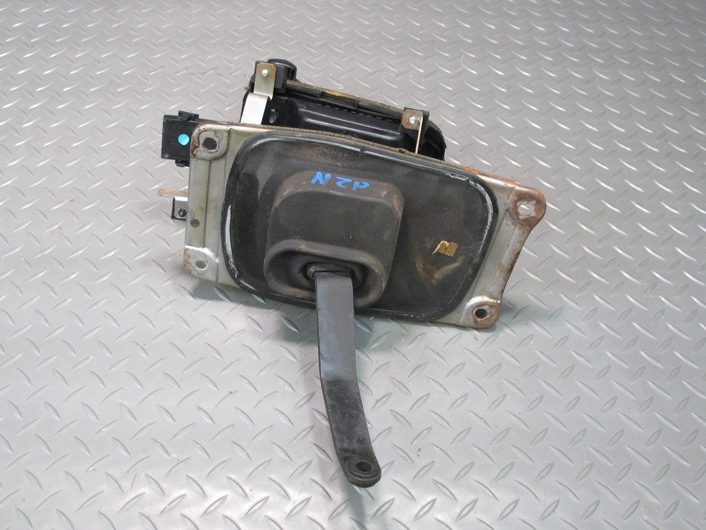 90-93 Nissan Z32 300ZX Coupe A/T Automatic Transmission Shifter Assembly OEM