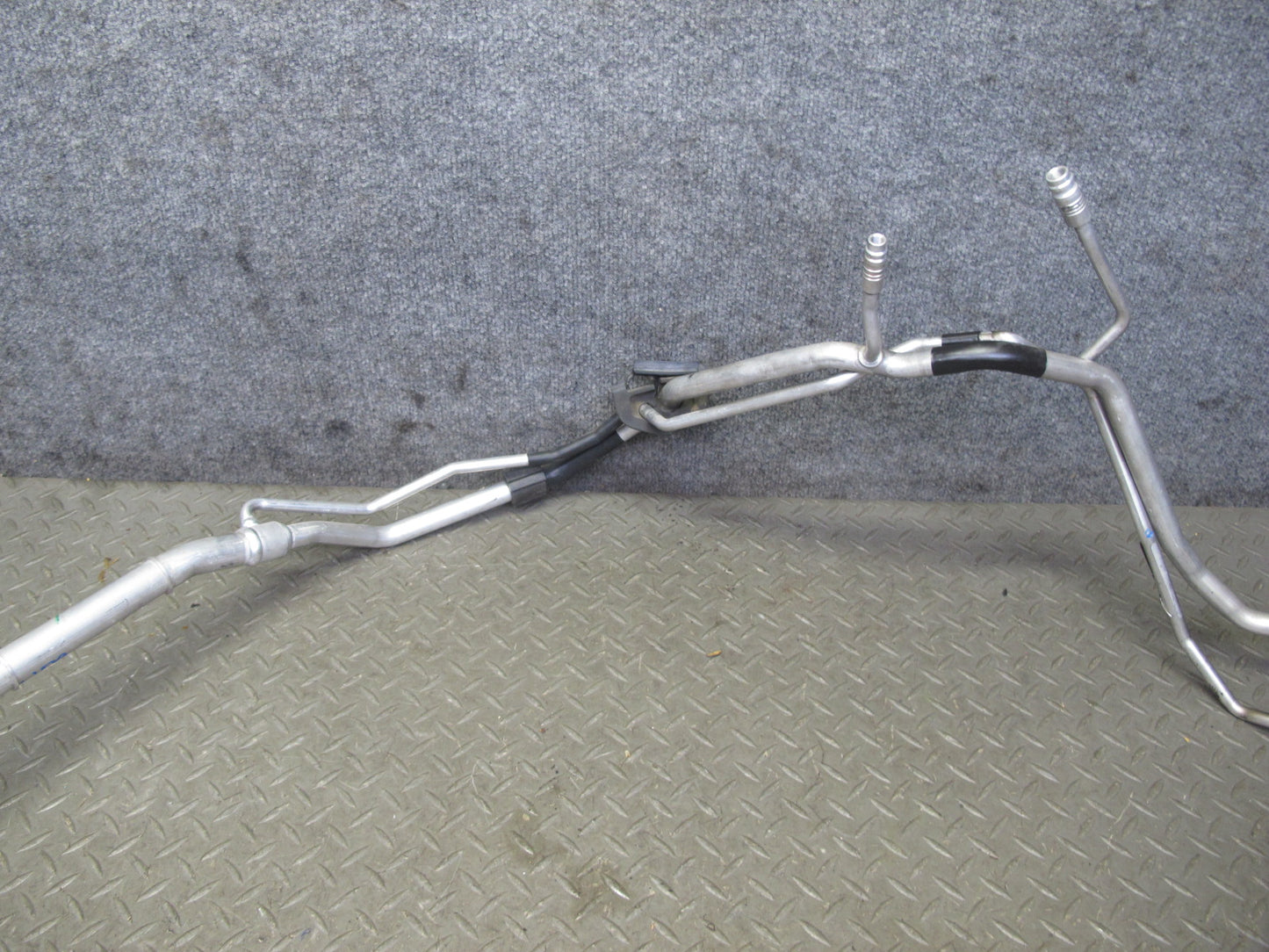 2011-2018 Porsche Cayenne 958 4.8L A/C Air Conditioning Line Pipe Hose Tube Set