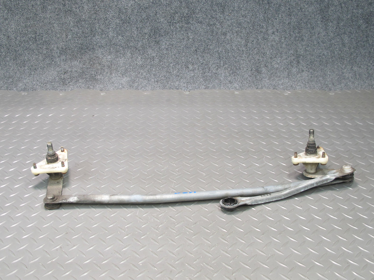 90-96 Nissan Z32 300ZX 2+2 Windshield Wiper Transmission Linkage w Motor OEM