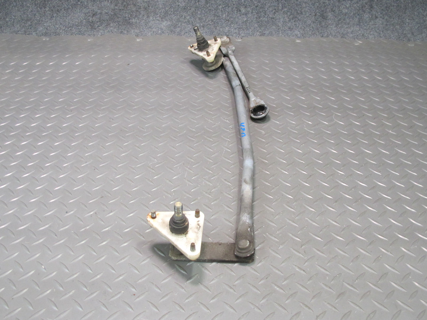 90-96 Nissan Z32 300ZX 2+2 Windshield Wiper Transmission Linkage w Motor OEM