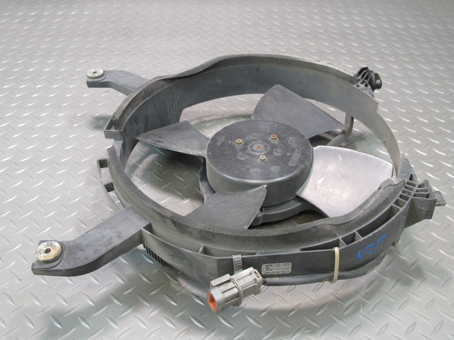 90-96 Nissan Z32 300ZX NON Turbo A/C Condenser 4 Blade Fan Motor OEM