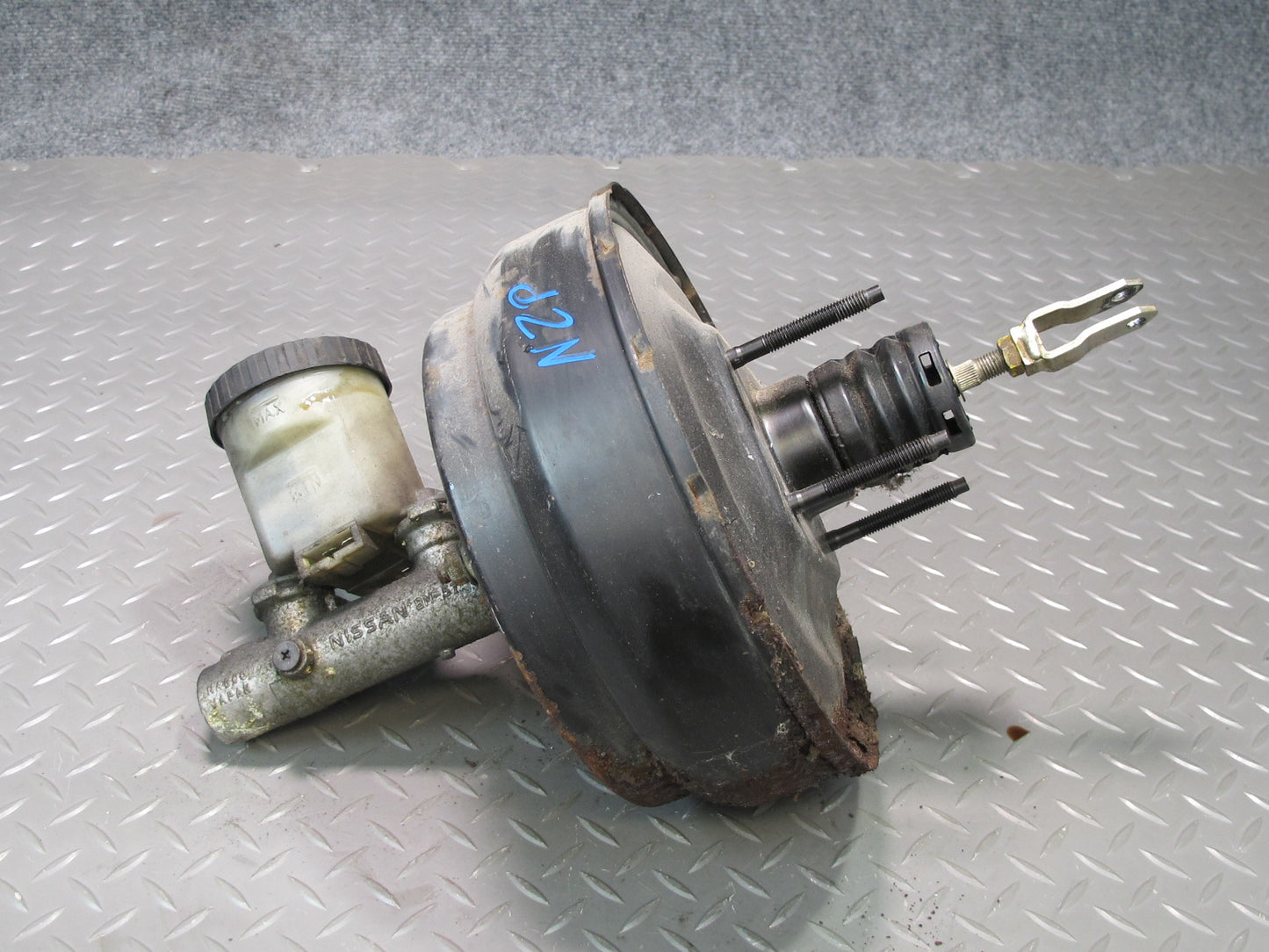 1990 Nissan Z32 300ZX NA Brake Master Cylinder Booster Fluid Reservoir OEM
