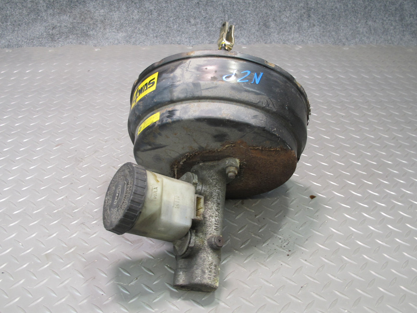 1990 Nissan Z32 300ZX NA Brake Master Cylinder Booster Fluid Reservoir OEM