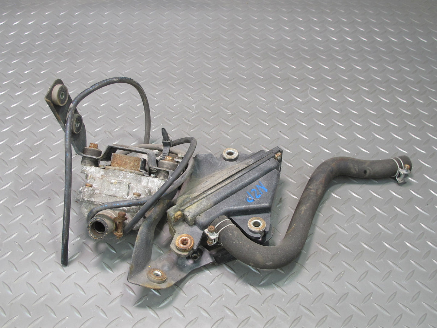 90-92 Nissan Z32 300ZX NON Turbo Left Air Injection Idle Valve OEM