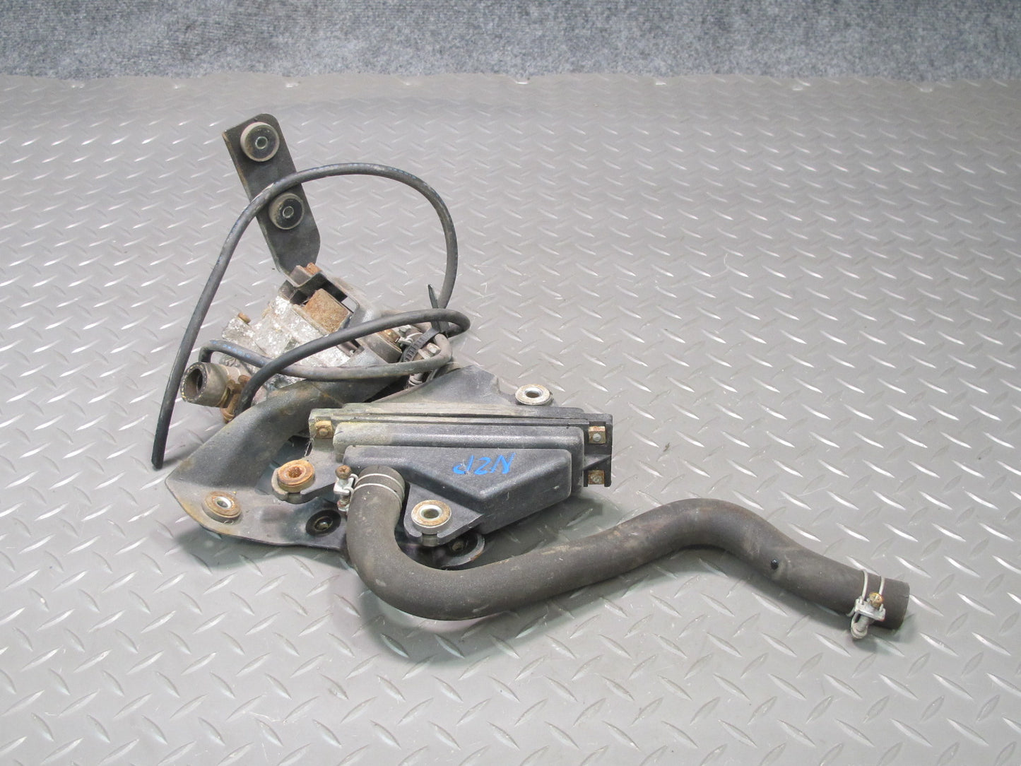 90-92 Nissan Z32 300ZX NON Turbo Left Air Injection Idle Valve OEM