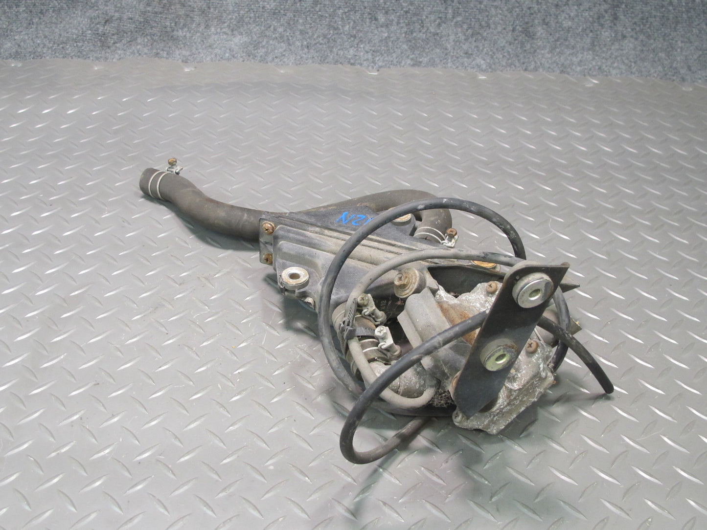 90-92 Nissan Z32 300ZX NON Turbo Left Air Injection Idle Valve OEM