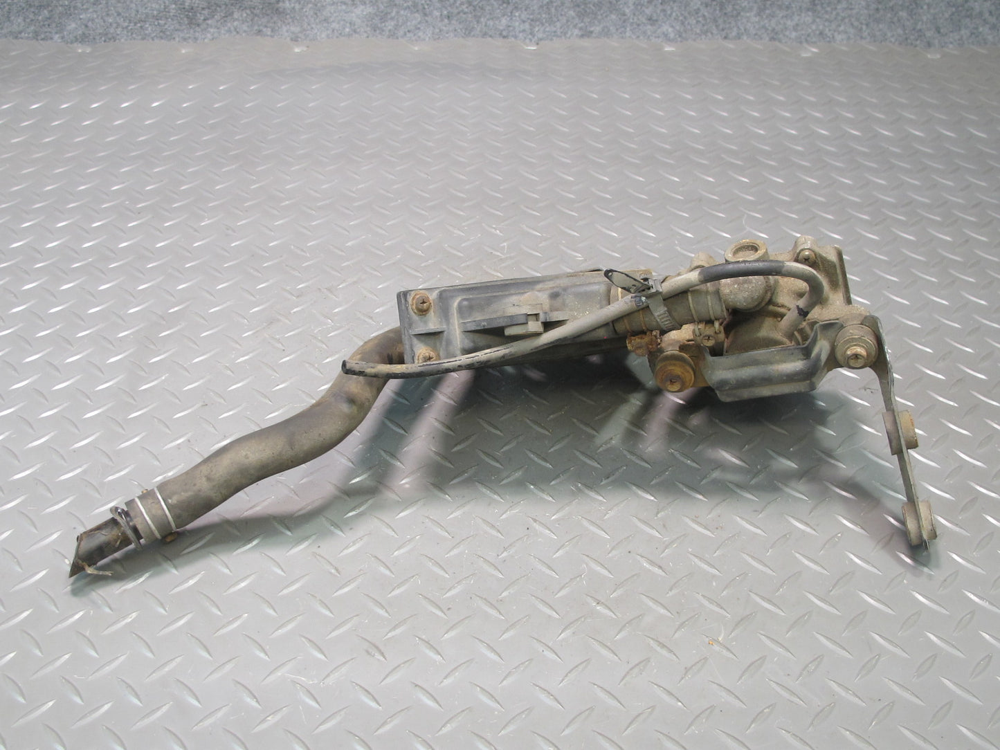 90-92 Nissan Z32 300ZX NON Turbo Right Air Injection Idle Valve OEM