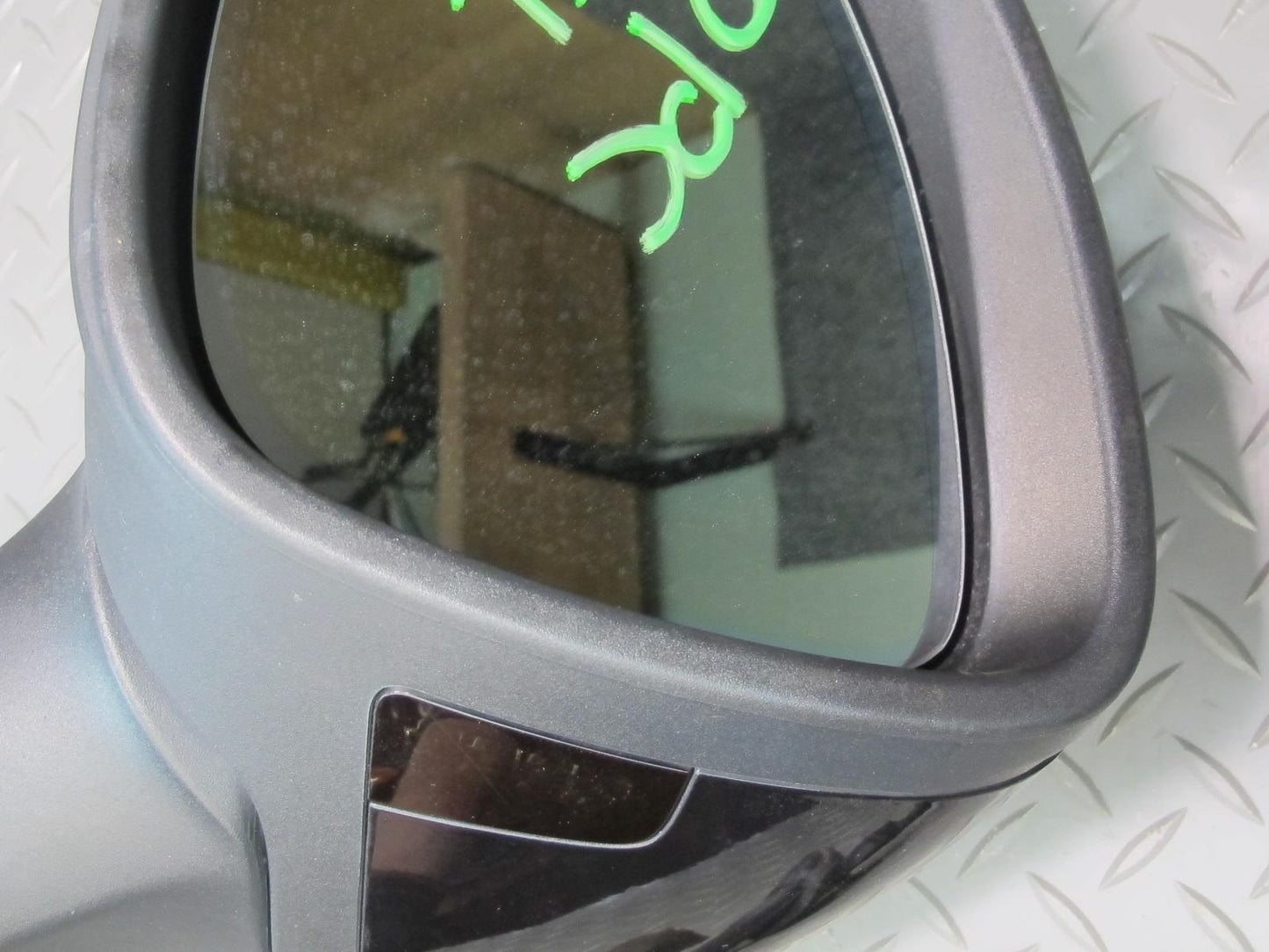 2011-2014 Porsche Cayenne 958 Left Side Rear View Door Mirror W/ Blind Spot