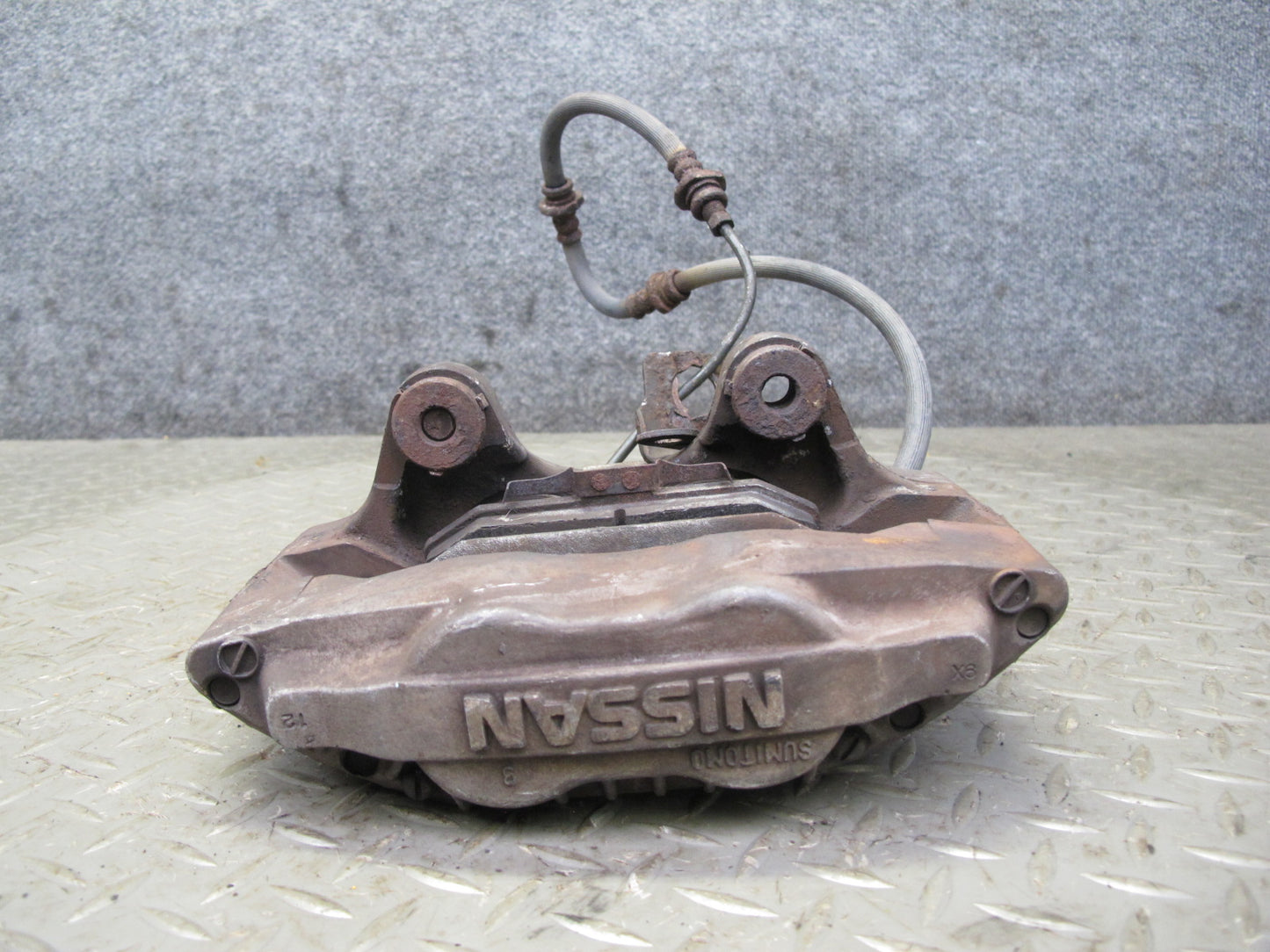 90-91 Nissan Z32 300ZX NON Turbo Set of 2 Front Left & Right Brake Caliper OEM