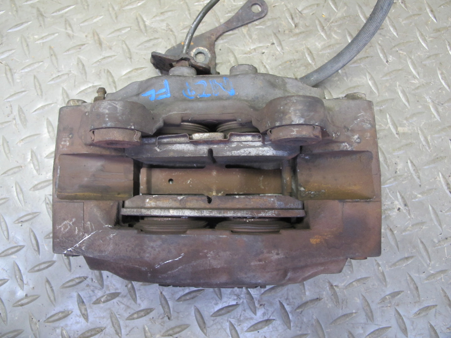 90-91 Nissan Z32 300ZX NON Turbo Set of 2 Front Left & Right Brake Caliper OEM