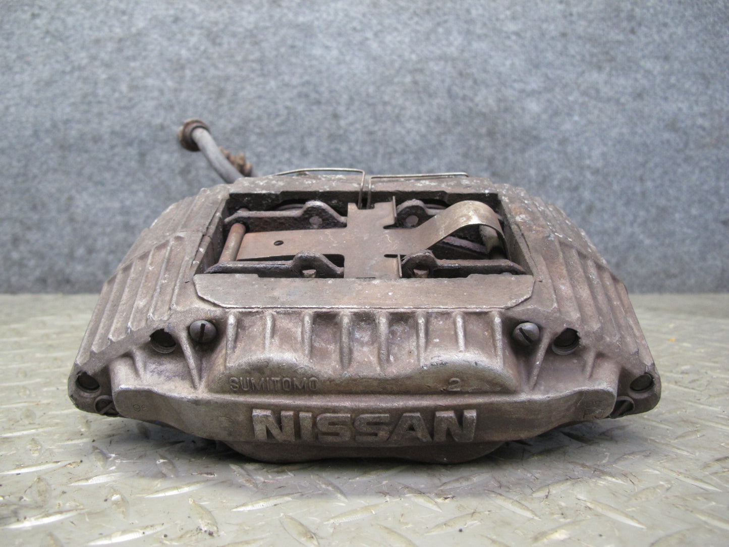 90-91 Nissan Z32 300ZX NON Turbo Set of 2 Front Left & Right Brake Caliper OEM