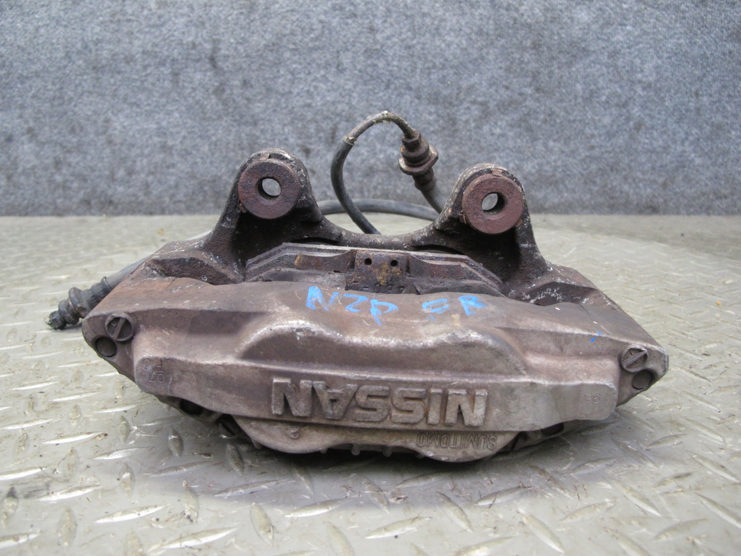 90-91 Nissan Z32 300ZX NON Turbo Set of 2 Front Left & Right Brake Caliper OEM