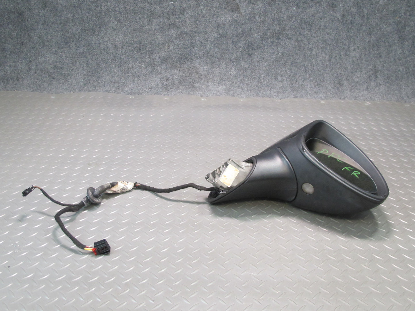 2011-2014 Porsche Cayenne 958 Right Side Rear View Door Mirror W/ Blind Spot