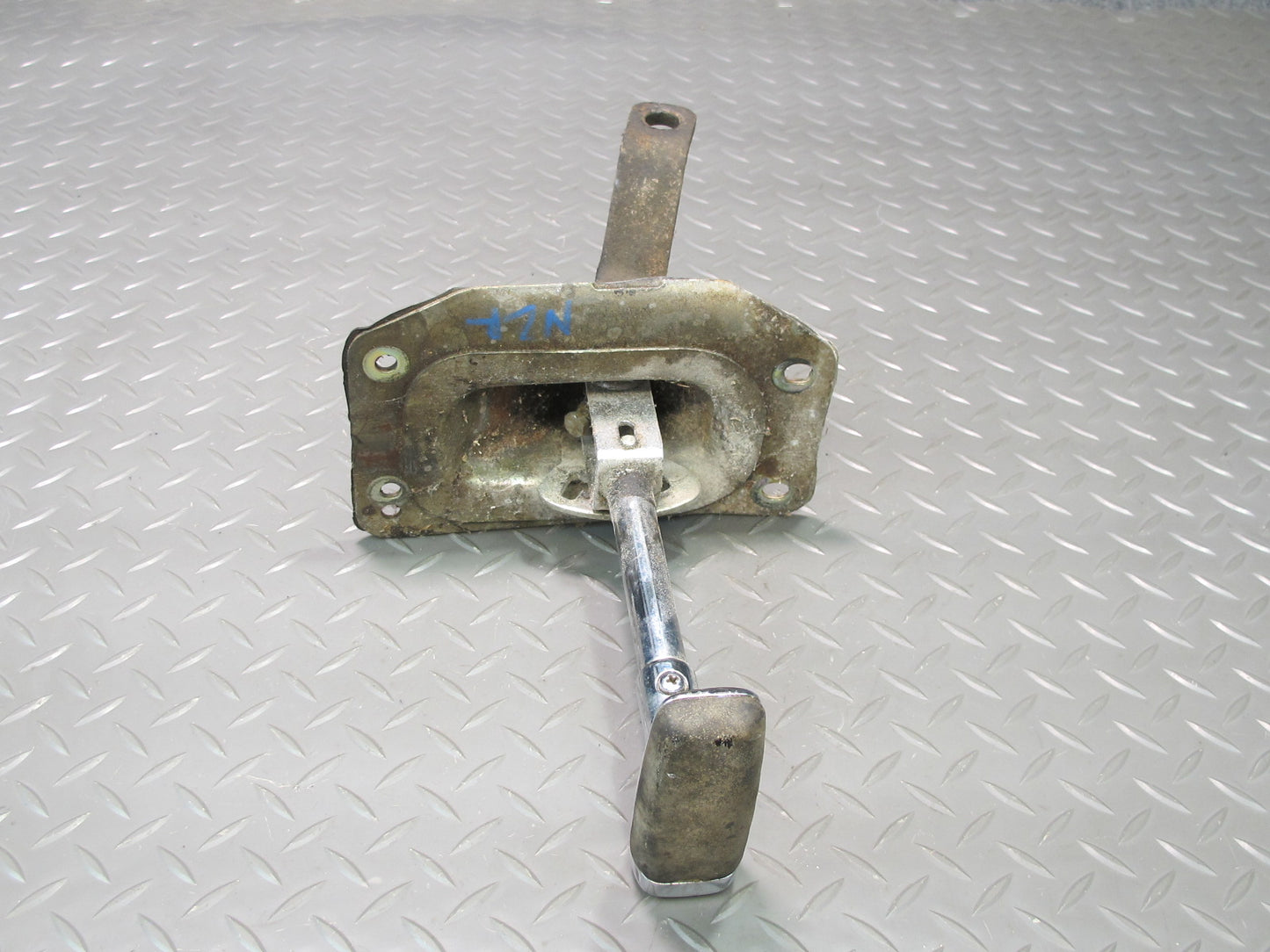 75-78 Datsun S30 280Z A/T Automatic Transmission Shiifter Lever OEM