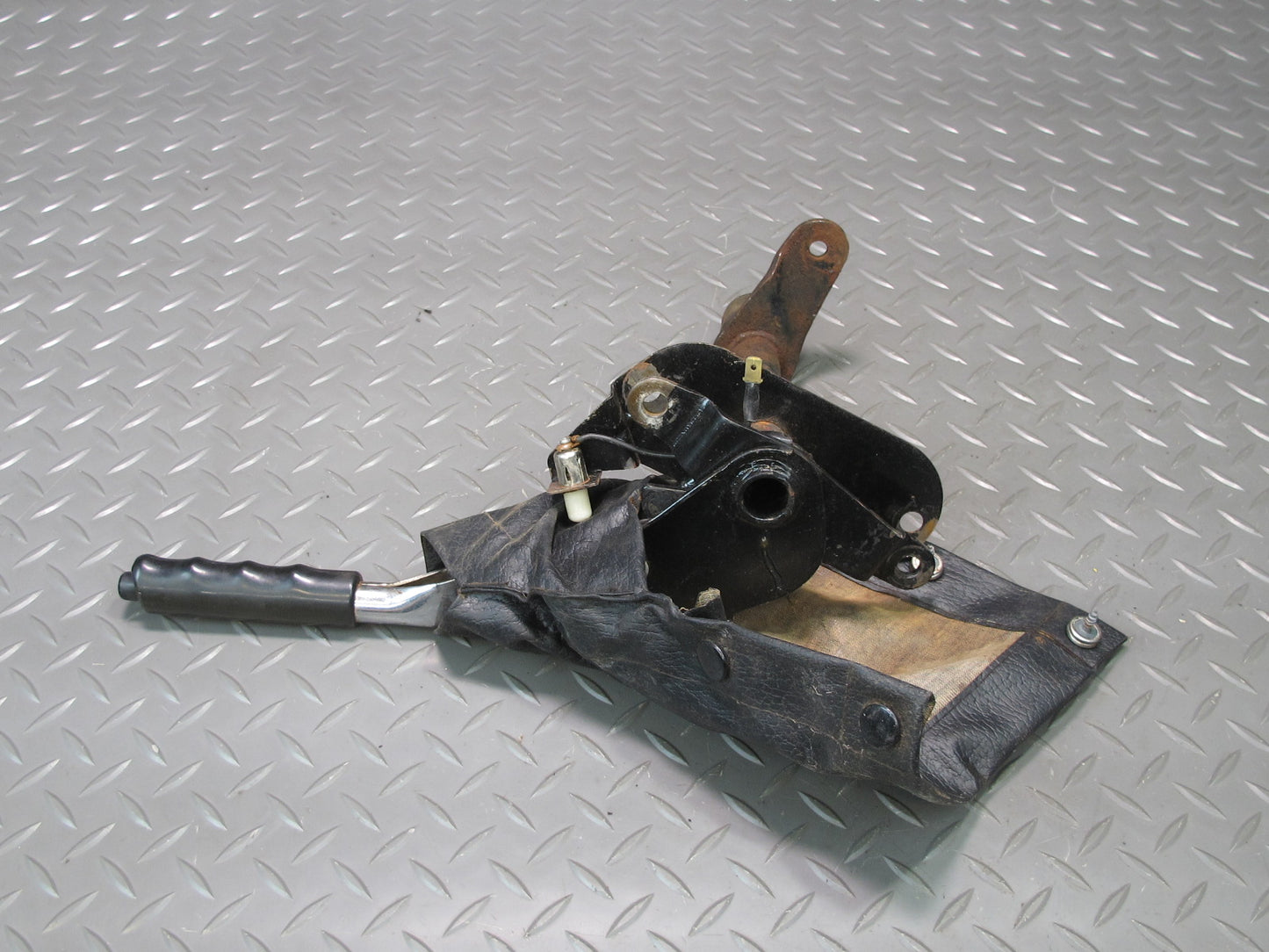 77-78 Datsun S30 280Z Emergency Parking Hand Brake Handle Assembly OEM