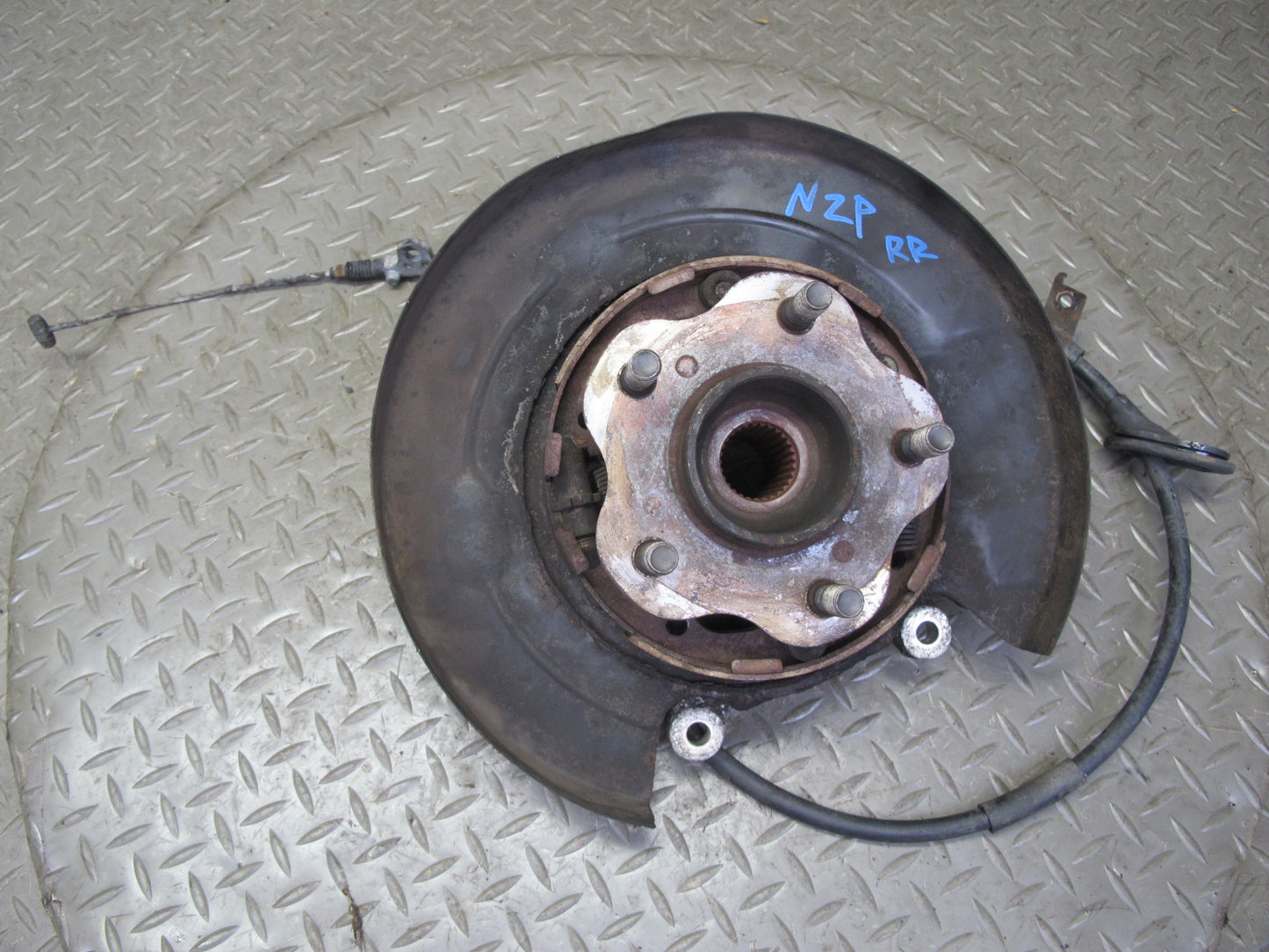 1990 Nissan Z32 300ZX NON Turbo Rear Right Spindle Knuckle Wheel Hub OEM