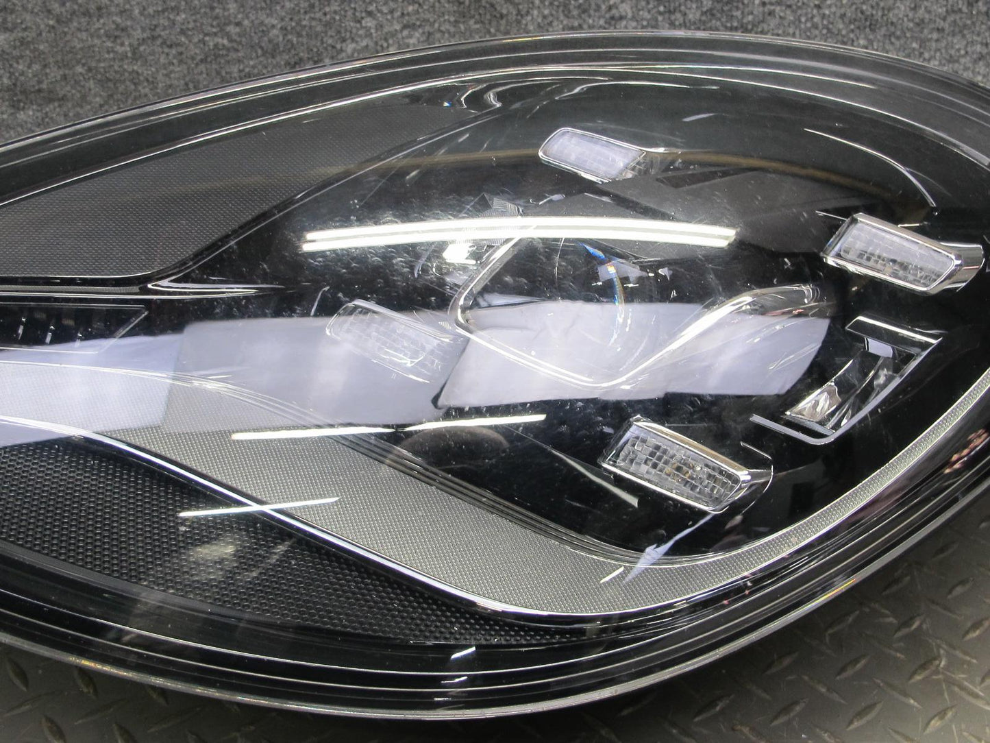 17-21 Porsche Panamera 971 Front Left LED Healight Lamp w Ballast 971941033J