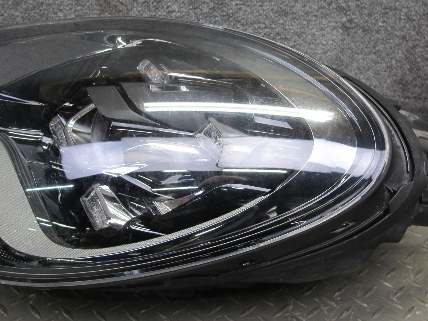 17-21 Porsche Panamera 971 Front Left LED Healight Lamp w Ballast 971941033J