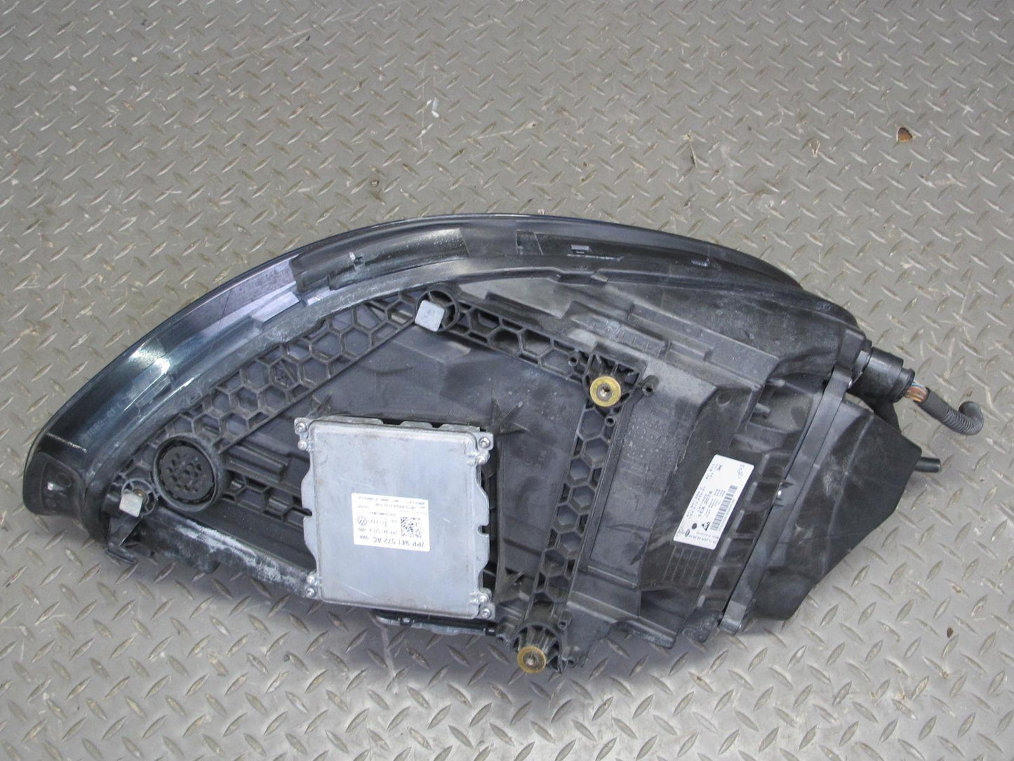 17-21 Porsche Panamera 971 Front Left LED Healight Lamp w Ballast 971941033J