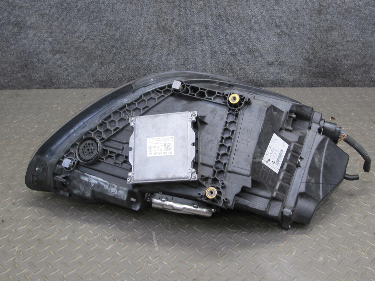 17-21 Porsche Panamera 971 Front Left LED Healight Lamp w Ballast 971941033J