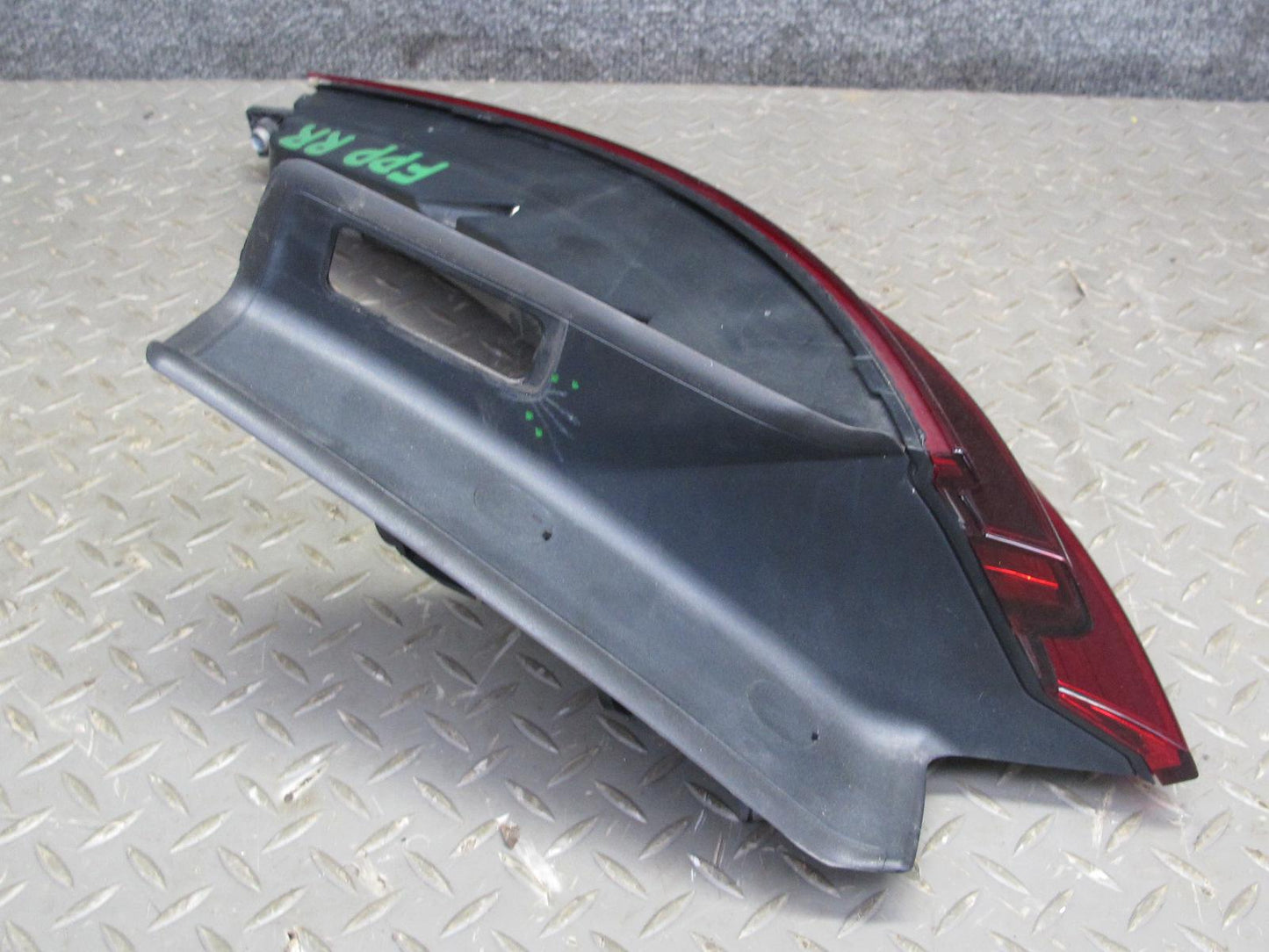 17-21 Porsche Panamera 971 Rear Right Outer Tail Light Lamp