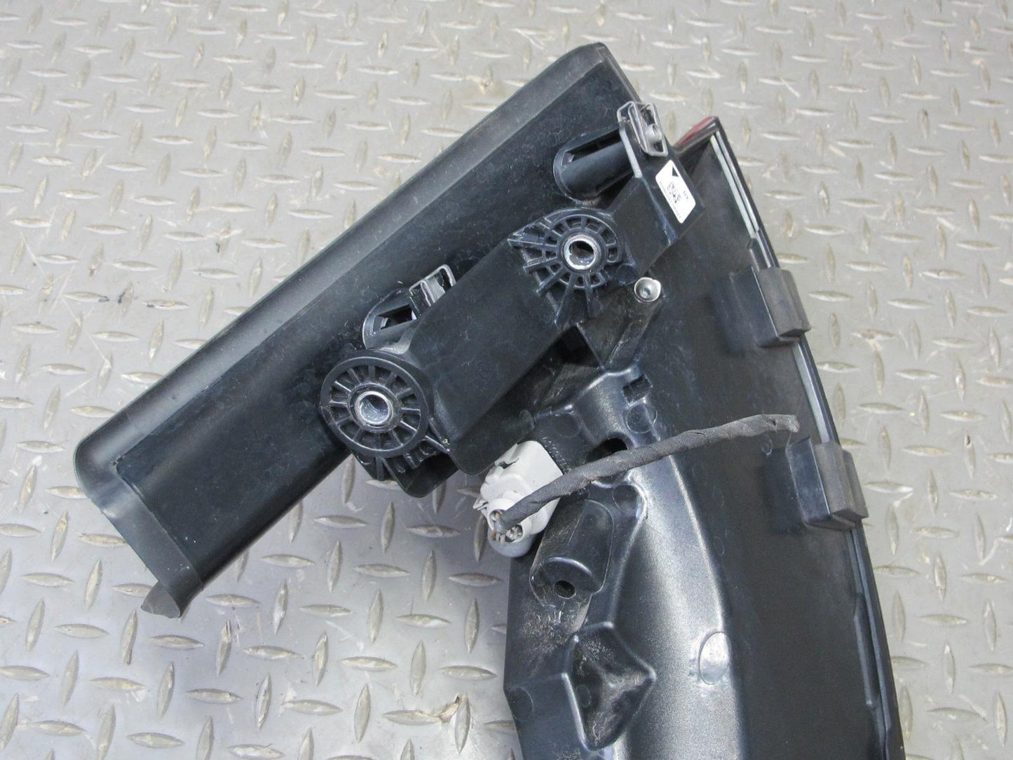 17-21 Porsche Panamera 971 Rear Right Outer Tail Light Lamp