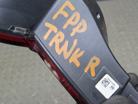 17-21 Porsche Panamera 971 Rear Right Trunk Lid Inner Tail Light Lamp 971945208E