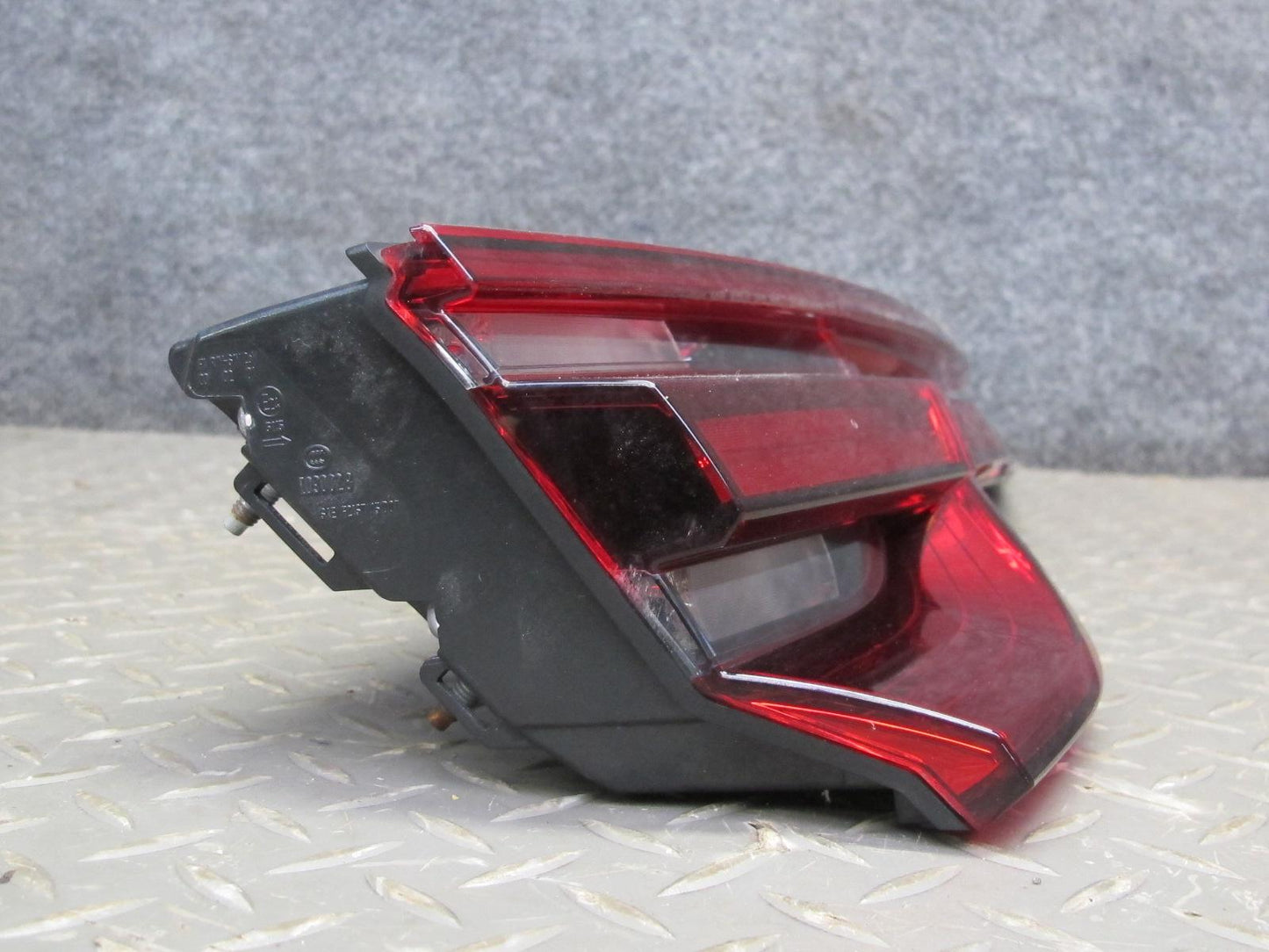 17-21 Porsche Panamera 971 Rear Left Trunk Lid Inner Tail Light Lamp 971945207E