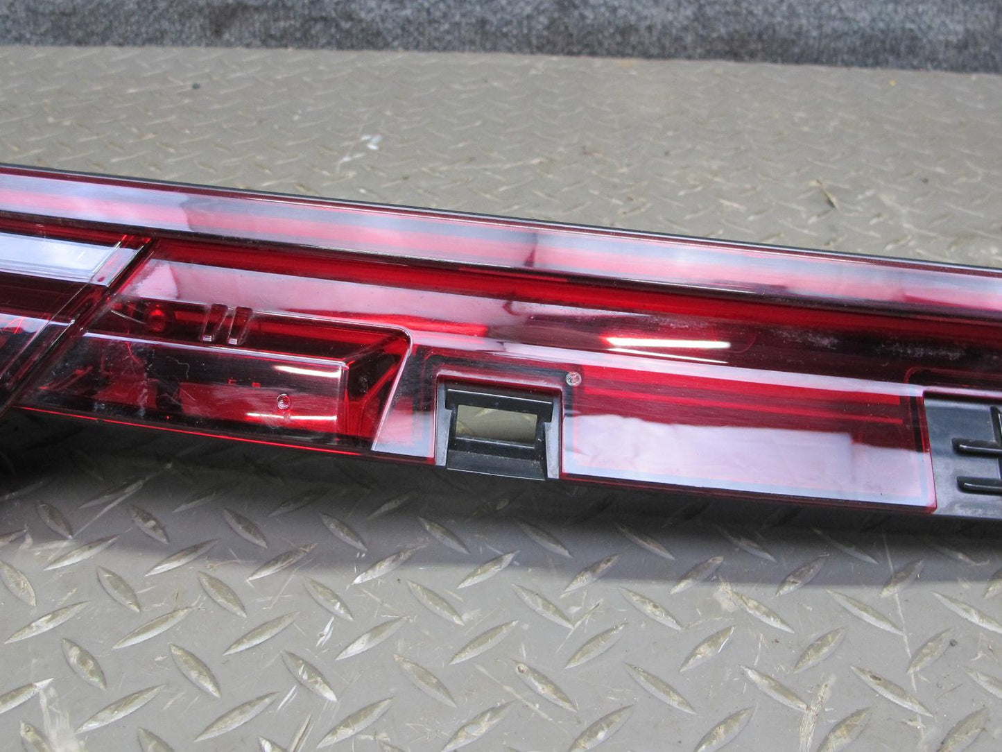 17-21 Porsche Panamera 971 Rear Left Trunk Lid Inner Tail Light Lamp 971945207E