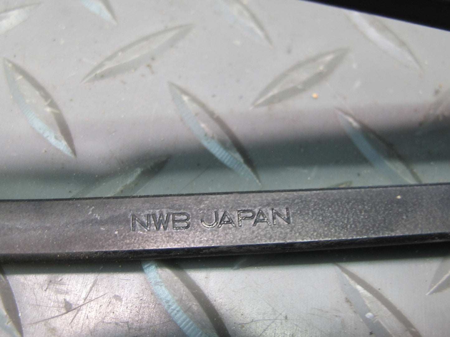 90-96 Nissan Z32 300ZX 2+2 Set of 2 Front Windshield Left & Right Wiper Arm OEM