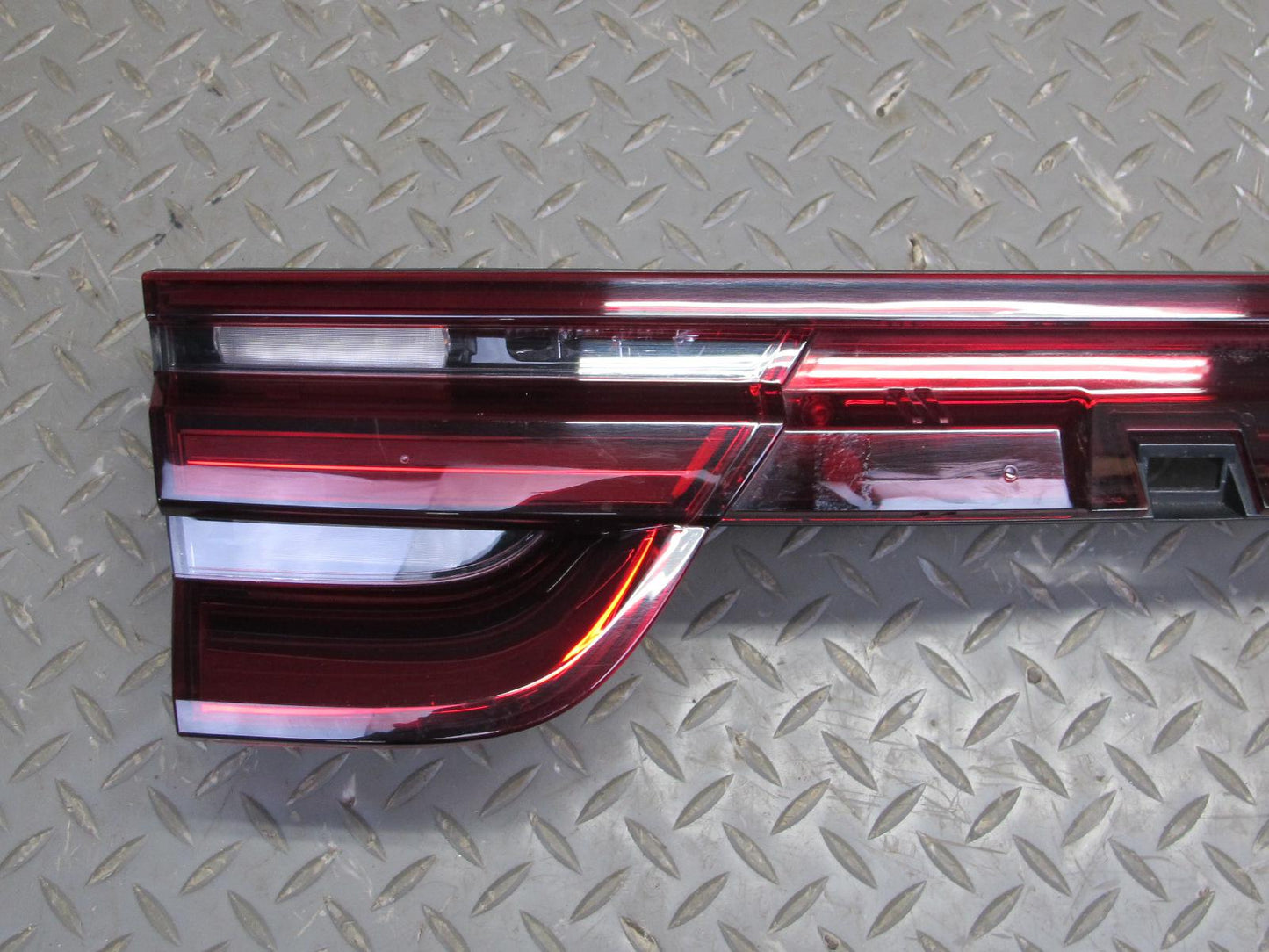 17-21 Porsche Panamera 971 Rear Left Trunk Lid Inner Tail Light Lamp 971945207E