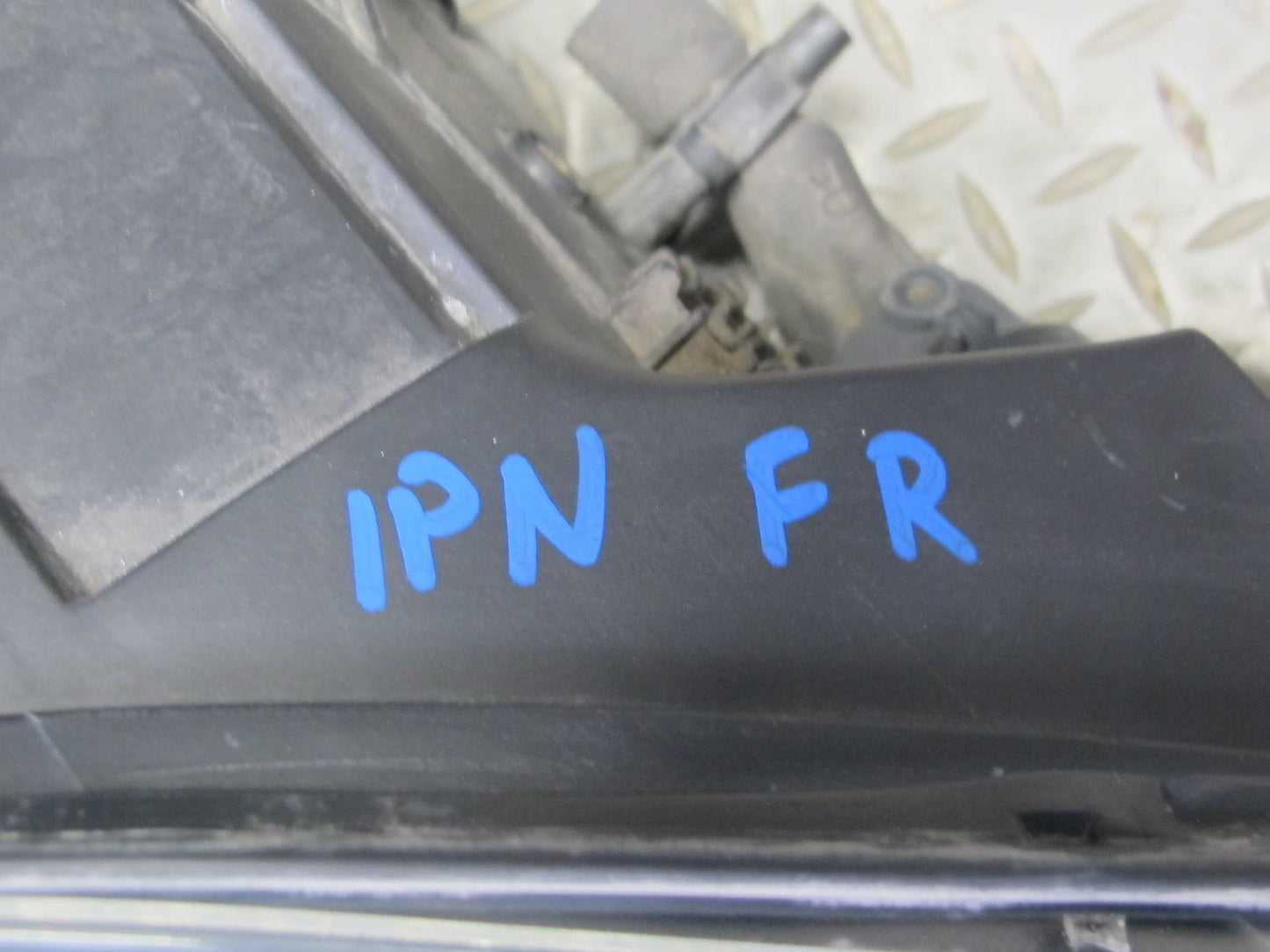 2002-2005 Porsche 911 996 Carrera Front Right Xenon HID Headlight Lamp w Ballast