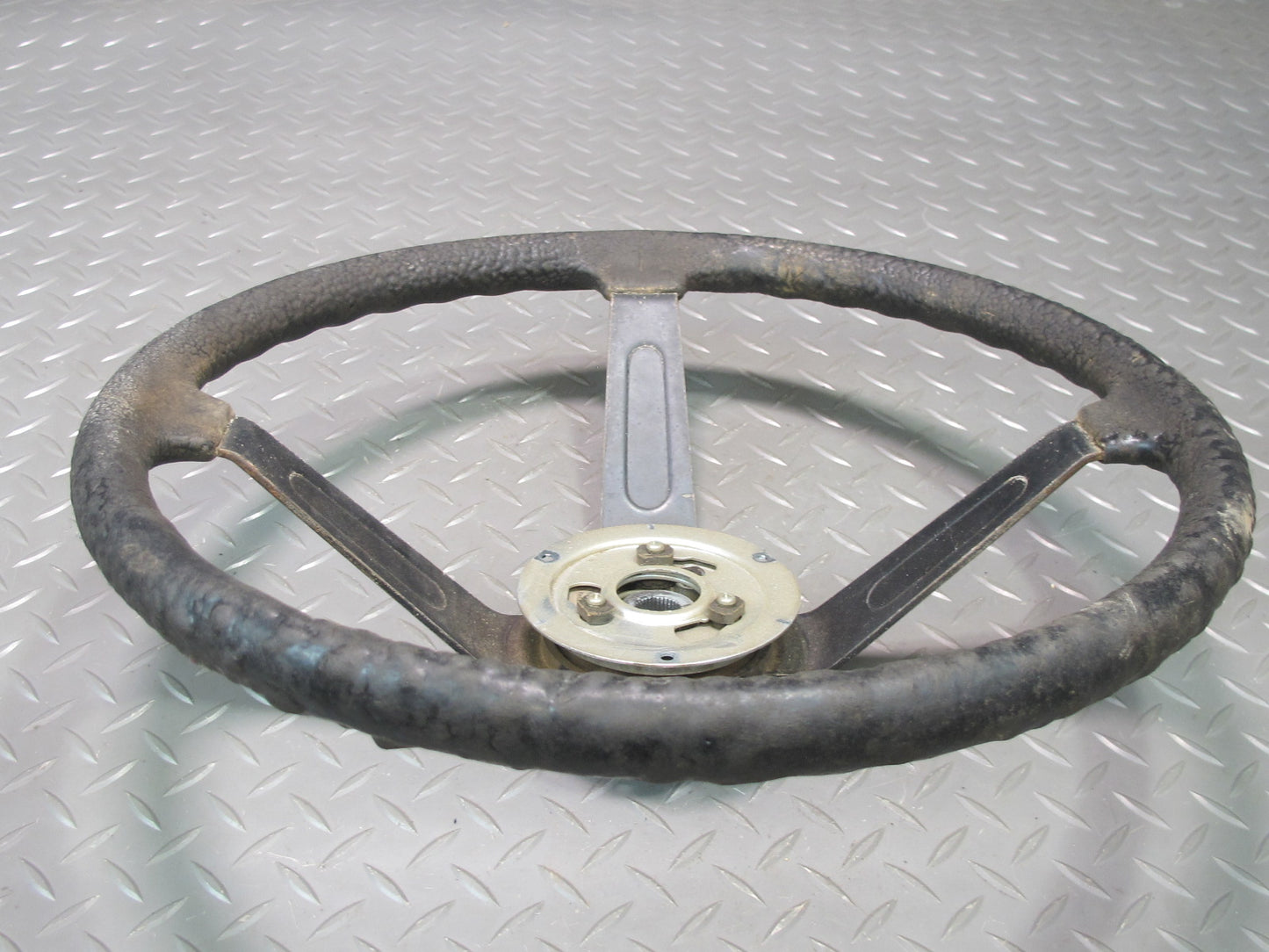 77-78 Datsun S30 280Z Steering OEM