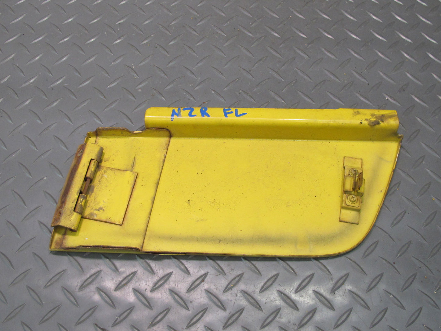 75-78 Datsun S30 280Z Front Left Hood Inspection Door Lid Cover Panel OEM