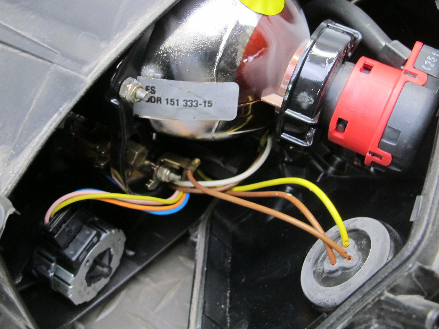 2002-2005 Porsche 911 996 Carrera Front Right Xenon HID Headlight Lamp w Ballast