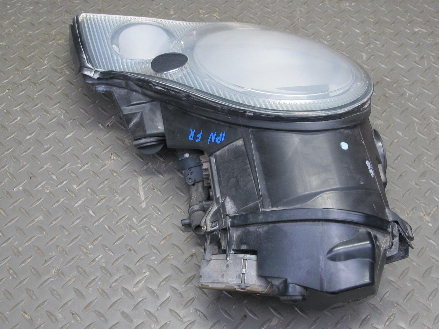 2002-2005 Porsche 911 996 Carrera Front Right Xenon HID Headlight Lamp w Ballast