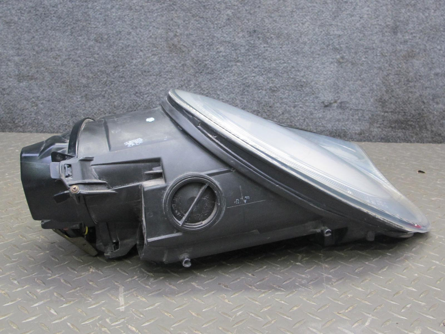 2002-2005 Porsche 911 996 Carrera Front Right Xenon HID Headlight Lamp w Ballast