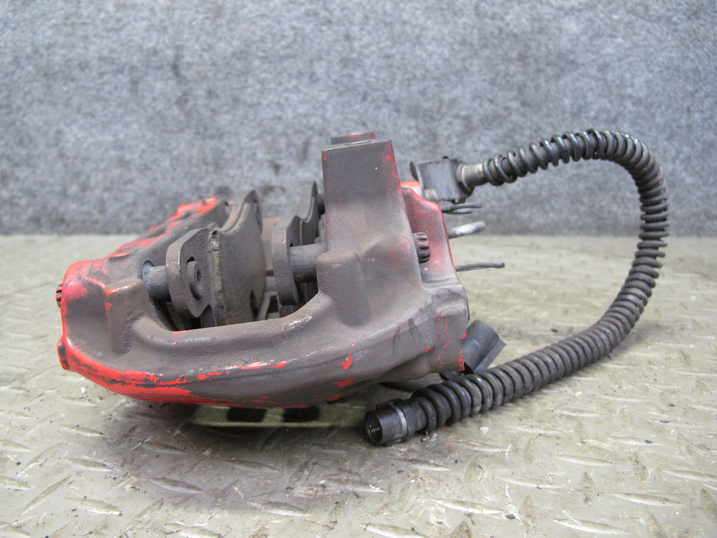 2011-2018 Porsche Cayenne 958 4.8L AWD 19" Rear Brembo Brake Caliper Set of 2