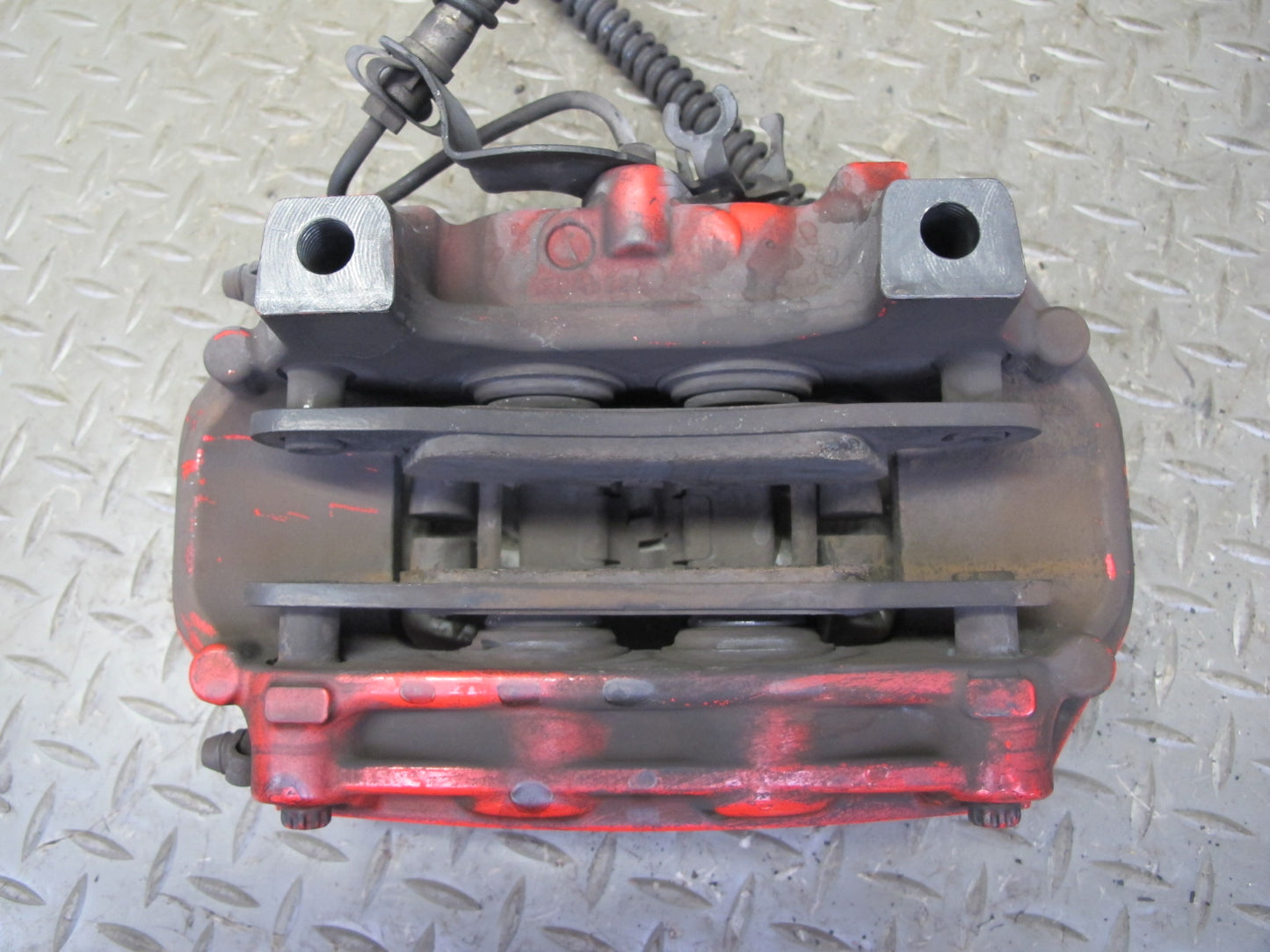 2011-2018 Porsche Cayenne 958 4.8L AWD 19" Rear Brembo Brake Caliper Set of 2