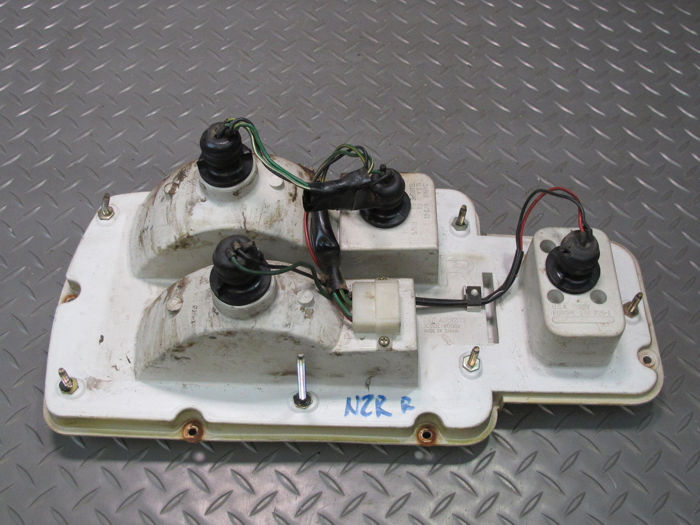 75-78 Datsun S30 280Z Rear Right Tail Light Lamp OEM