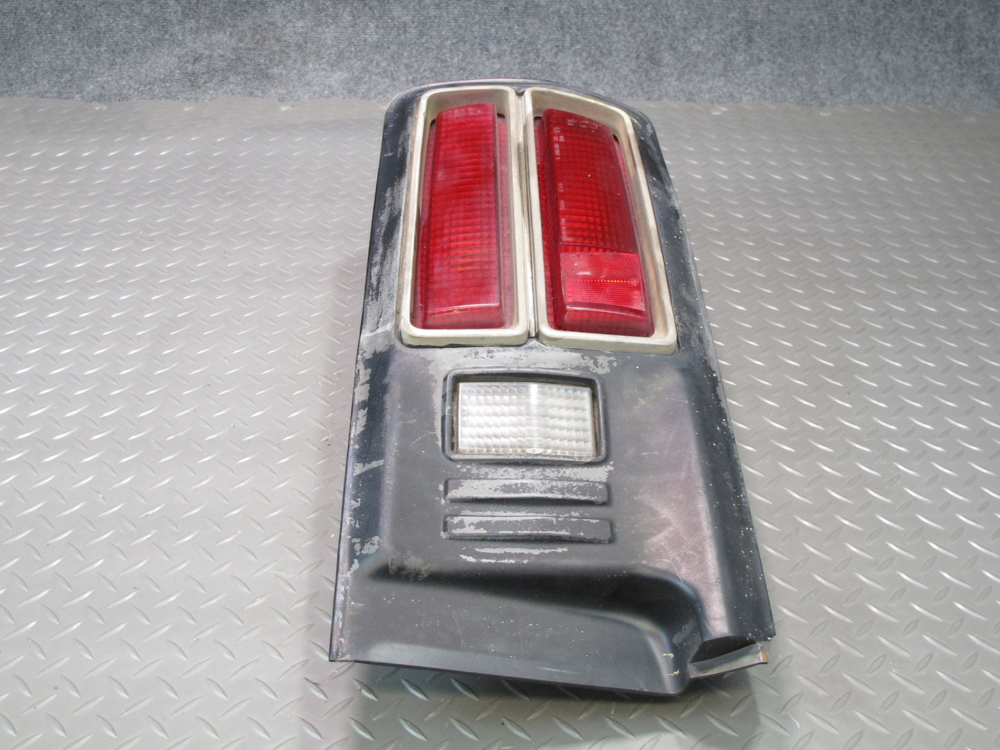75-78 Datsun S30 280Z 2+2 Rear Left Tail Light Lamp OEM