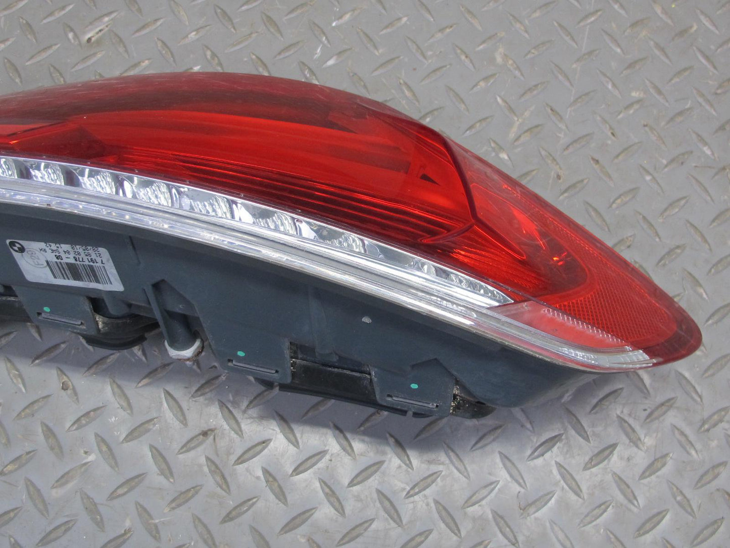 09-16 BMW E89 Z4 Rear Right Tail Light Lamp 7191778 OEM