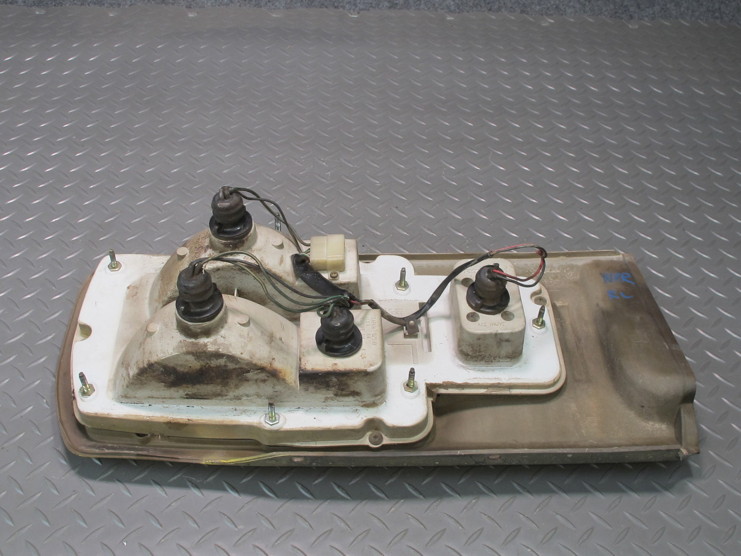 75-78 Datsun S30 280Z 2+2 Rear Left Tail Light Lamp OEM