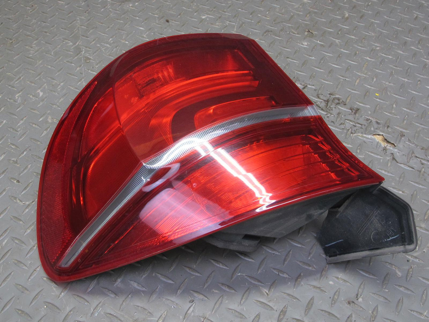 2011-2013 BMW E70 X5 Set of 4 Rear Left & Right Inner & Outer Tail Light Set