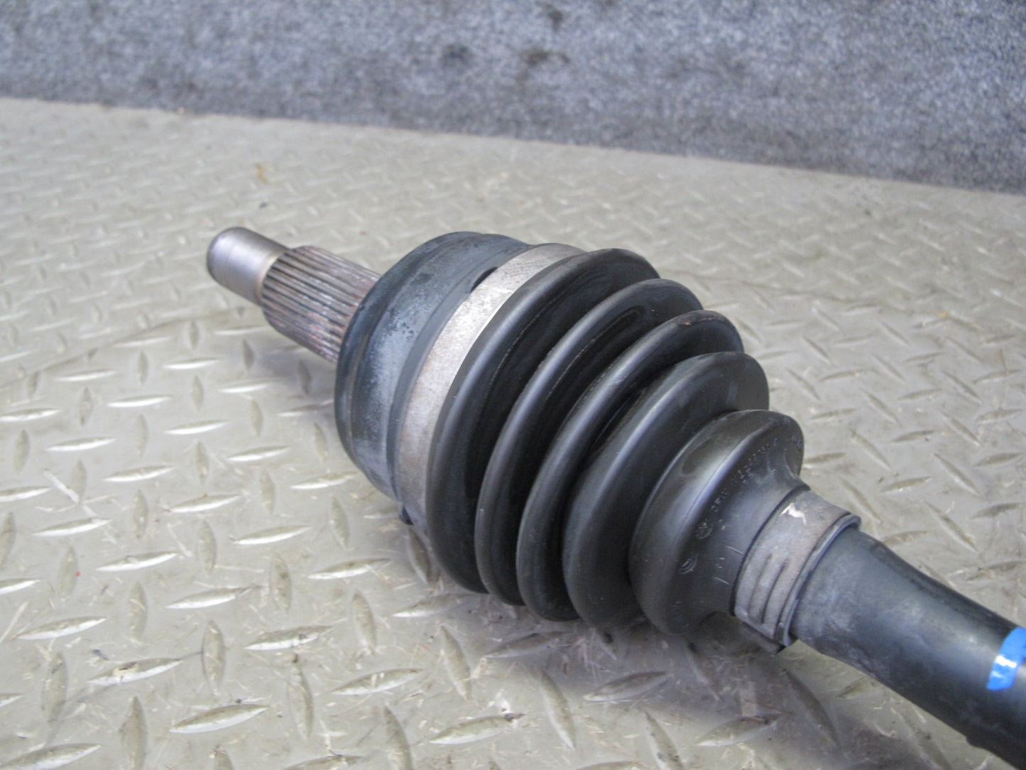 2011-2018 Porsche Cayenne 958 Front Right Pass Side CV Axle Shaft