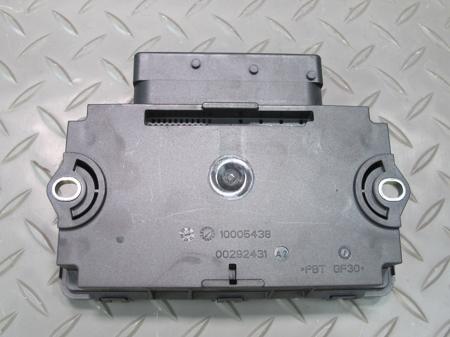 2011-2014 Porsche Cayenne 958 Electric Parking Brake Computer Control Module