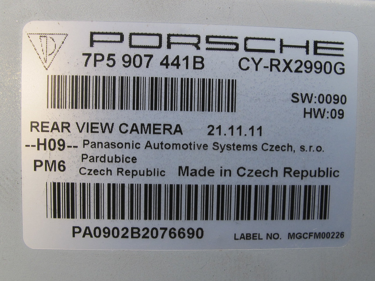 2011-2014 Porsche Cayenne 958 Rear View Backup Camera Control Module Unit